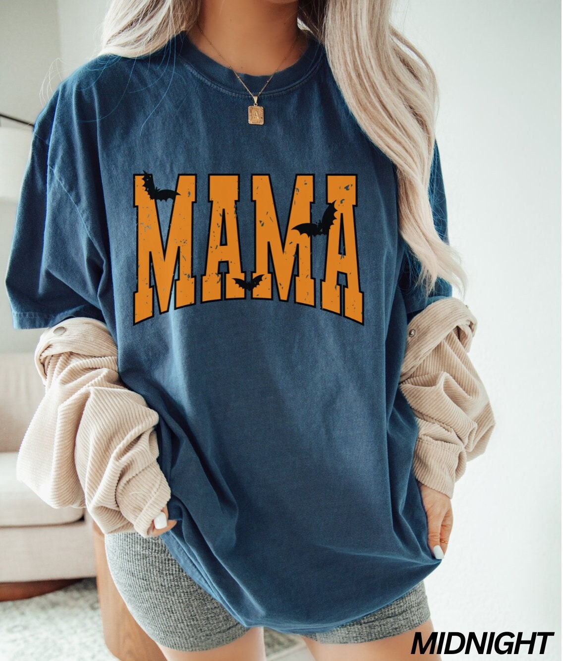 Mama Halloween Shirt, Halloween Mama Tshirt, Bat Shirt, Spooky Mama Shirt, Mom Life Shirt, Retro Halloween Tee, Mom Shirt