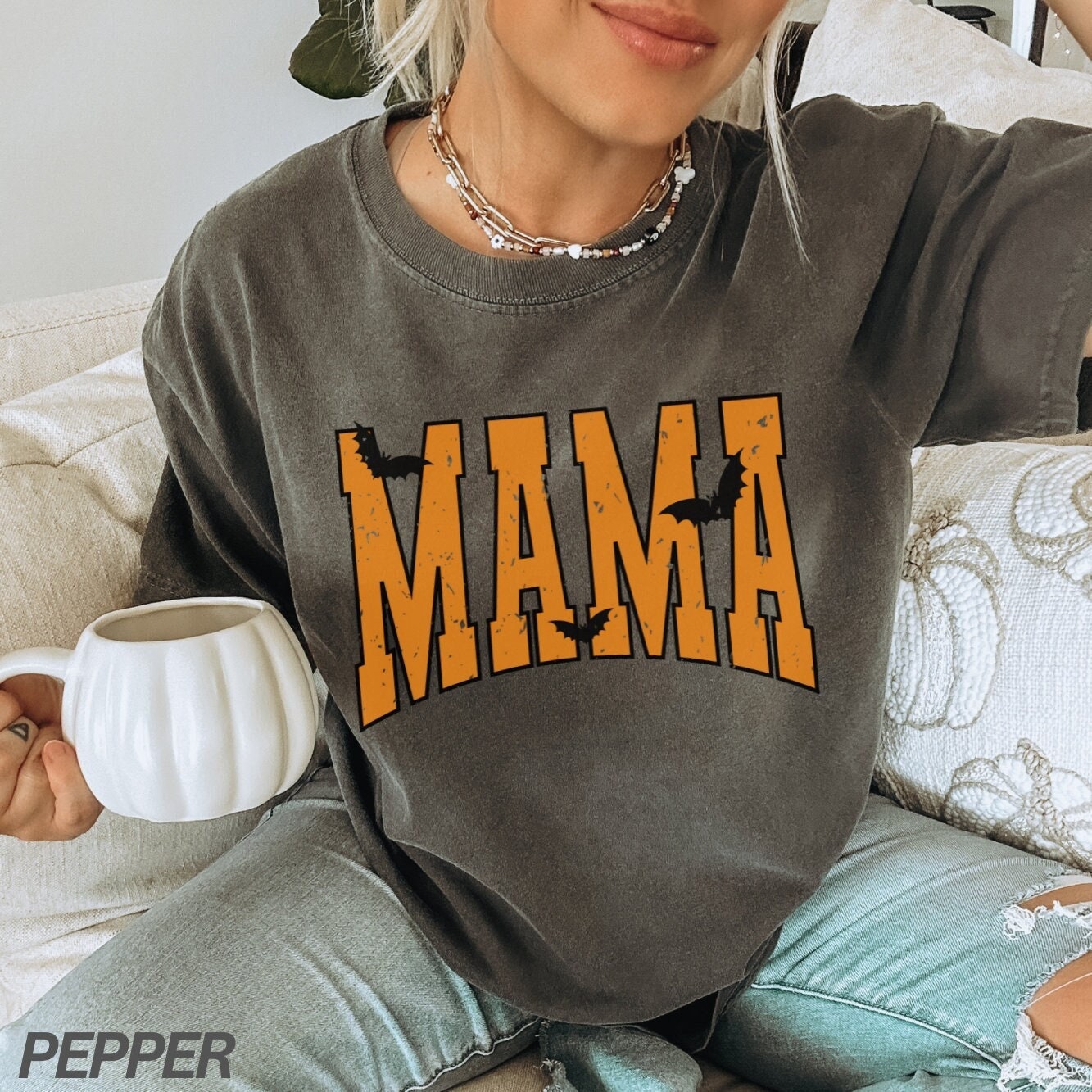 Mama Halloween Shirt, Halloween Mama Tshirt, Bat Shirt, Spooky Mama Shirt, Mom Life Shirt, Retro Halloween Tee, Mom Shirt