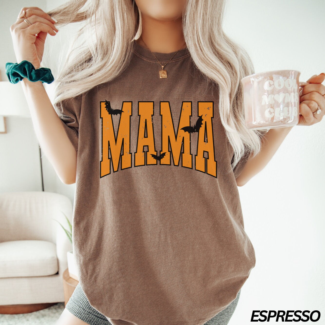 Mama Halloween Shirt, Halloween Mama Tshirt, Bat Shirt, Spooky Mama Shirt, Mom Life Shirt, Retro Halloween Tee, Mom Shirt