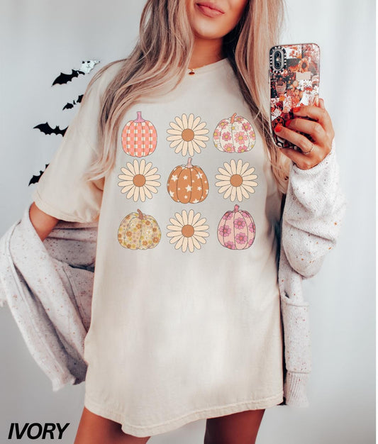 Pumpkin Shirt, Retro Pumpkin Shirt, Fall Shirt, Autumn Tshirt, Cute Halloween Tee, Vintage Floral Pumpkin Shirt for Women