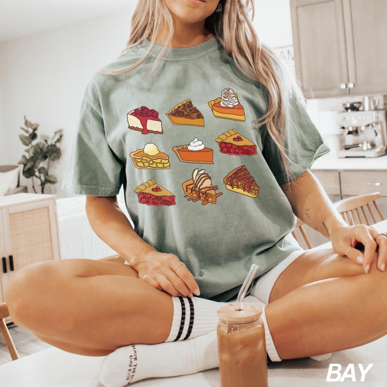 Thanksgiving Shirt, Pumpkin Pie Shirt, Holiday Pies Shirt, Pumpkin Pie Shirt, Thanksgiving Gift, Here for the Pie, Fall Tee