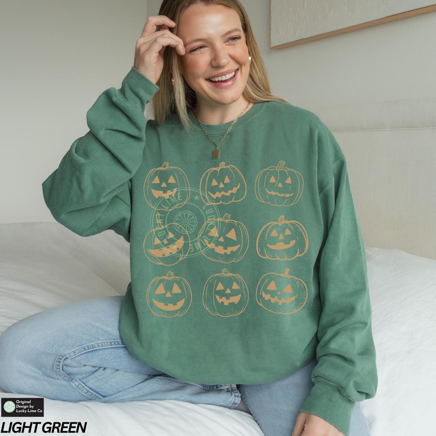 Pumpkin Sweatshirt, Halloween Sweatshirt, Jack O Lantern Shirt, Spooky Season, Fall Sweater, Pumpkin Season, Trick or Treat