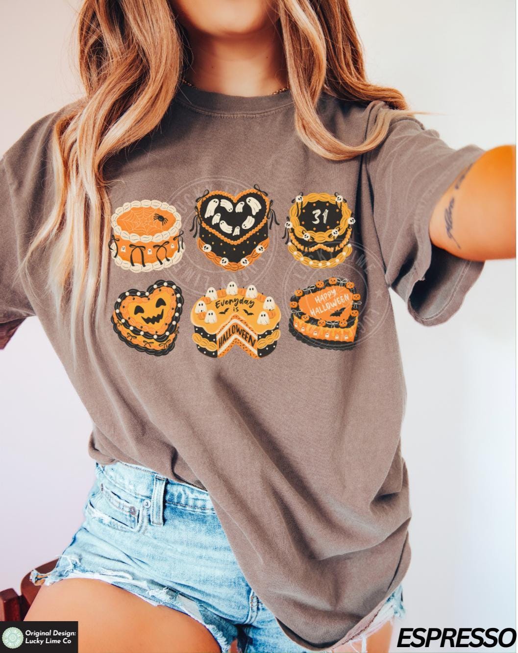 Retro Halloween Cake Shirt, Coquette Halloween Shirt, Womens Halloween Tshirt, Spooky Season Tee, Trendy Halloween, Cute Ghost Shirt