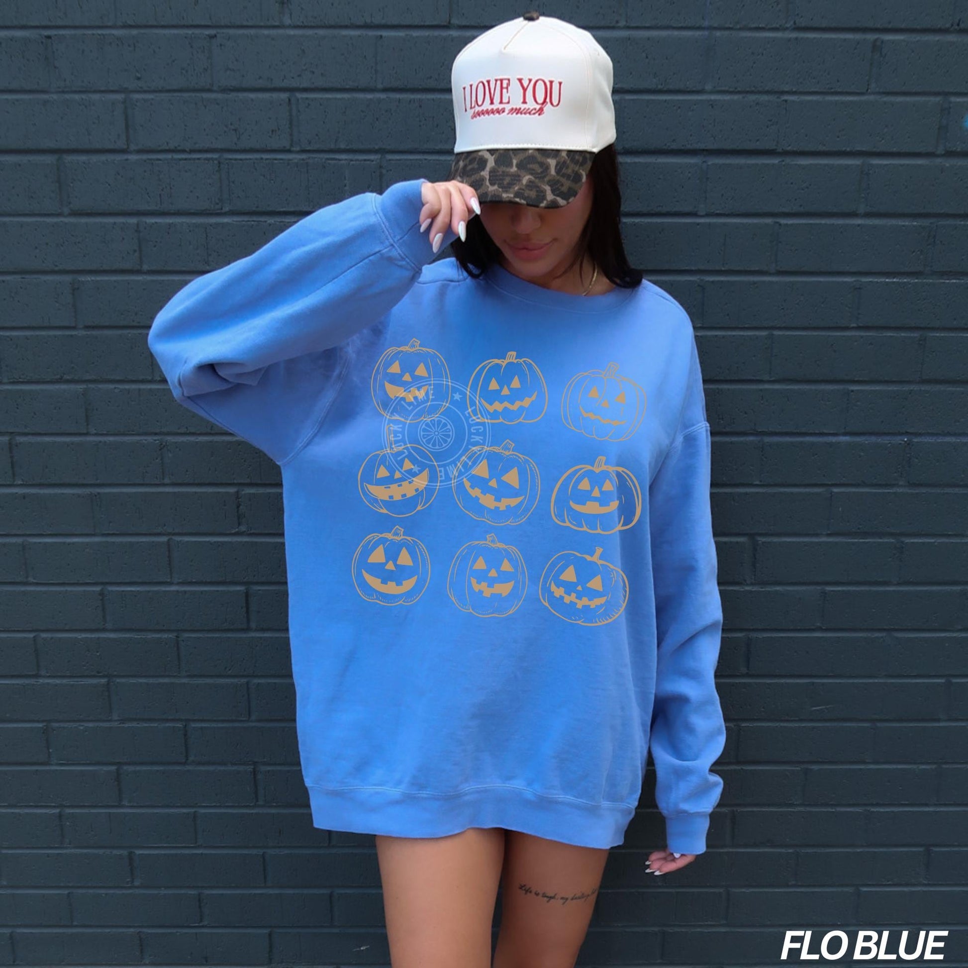 Pumpkin Sweatshirt, Halloween Sweatshirt, Jack O Lantern Shirt, Spooky Season, Fall Sweater, Pumpkin Season, Trick or Treat