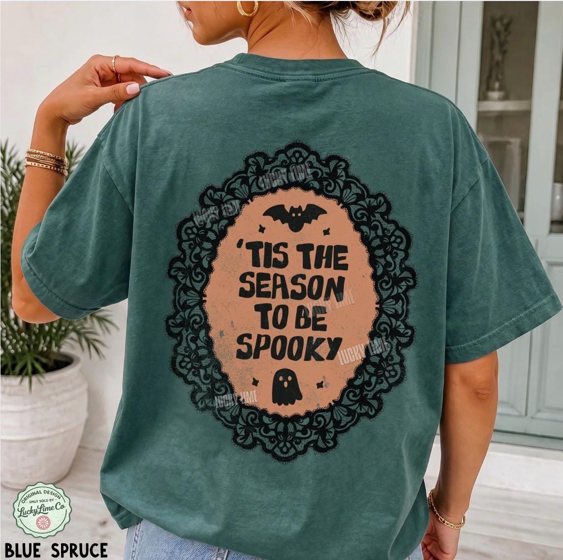 Tis the Season to be Spooky Shirt, Cute Ghost Shirt, Bat Halloween Tee, Back Design Halloween Graphic Tee, Womens Halloween Shirt, Fall Top