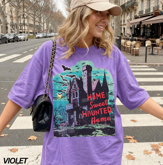 Haunted House Shirt, Tis the Season Halloween Tshirt, Retro Halloween Tee, Bats Tshirt Spooky Season, Vintage Halloween Tee